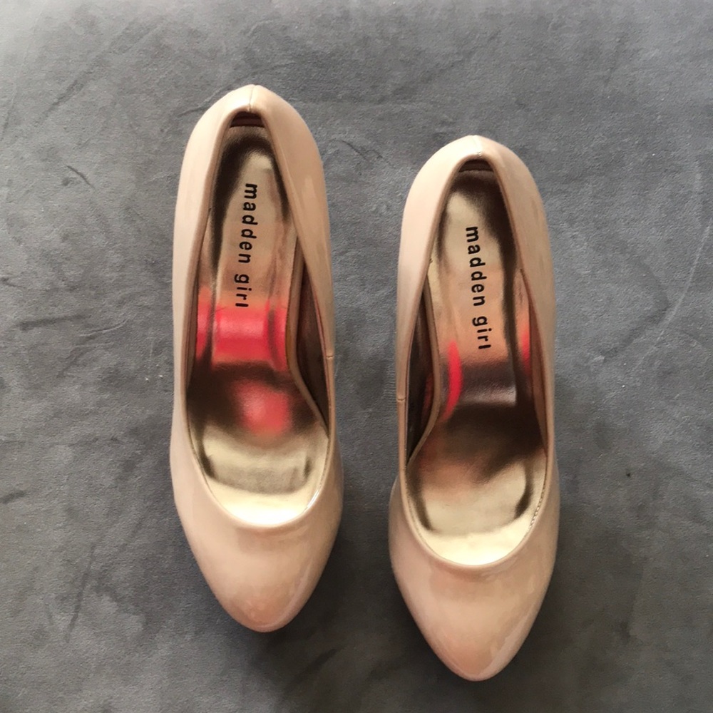 Nude Madden Girl platform heels